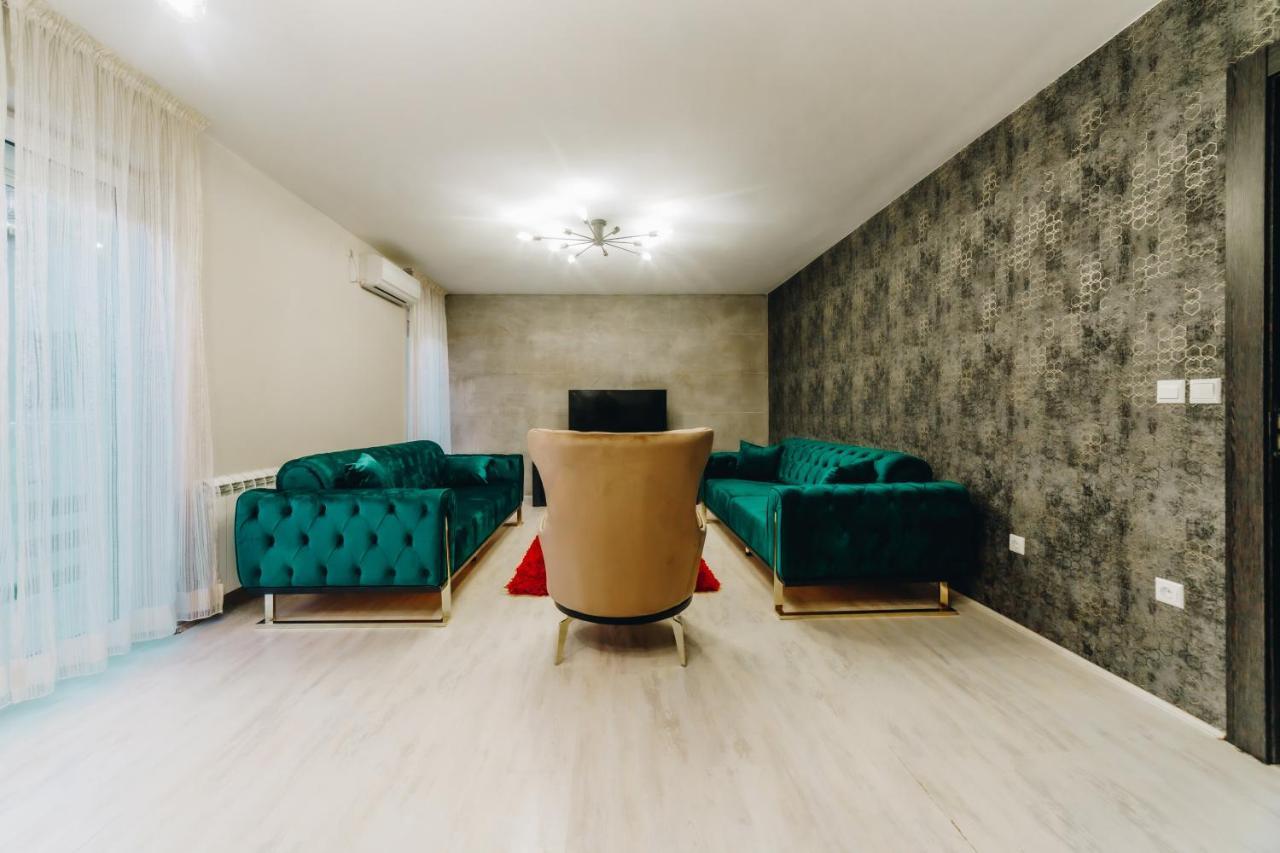 קרגיובאק Garni Hotel Radovic מראה חיצוני תמונה