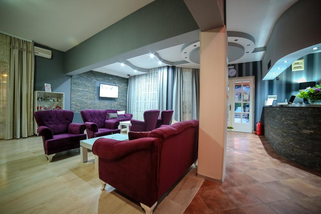 קרגיובאק Garni Hotel Radovic מראה חיצוני תמונה
